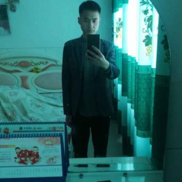 35岁岁四川单身帅哥 - 湘西吉缘网