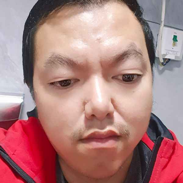 38岁岁江苏单身帅哥 - 湘西吉缘网