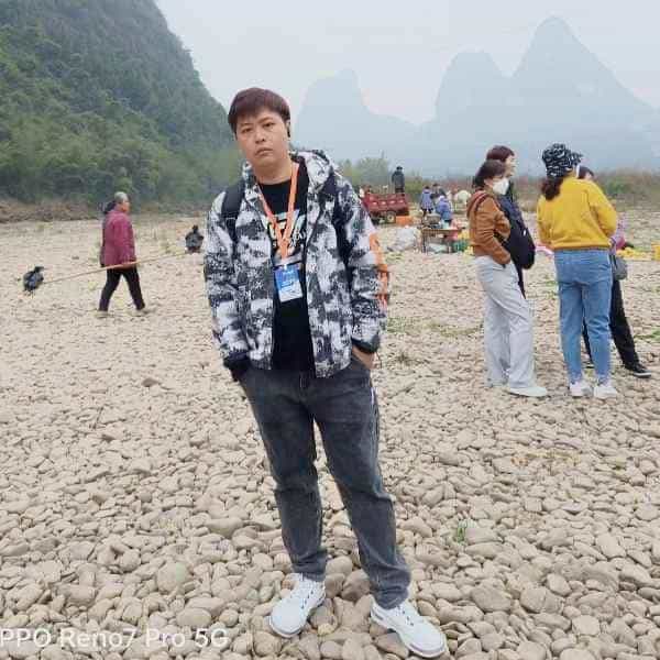 35岁岁浙江单身帅哥 - 湘西吉缘网