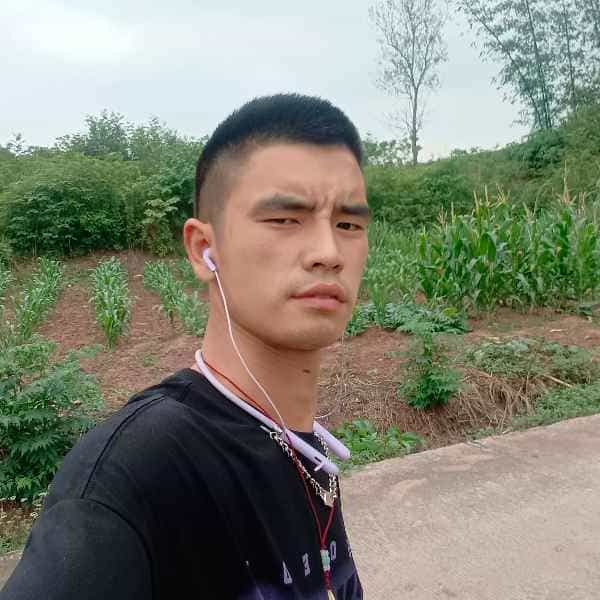 35岁岁四川单身帅哥 - 湘西吉缘网