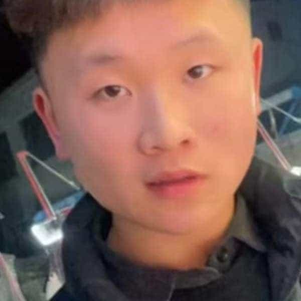22岁岁河南单身帅哥 - 湘西吉缘网