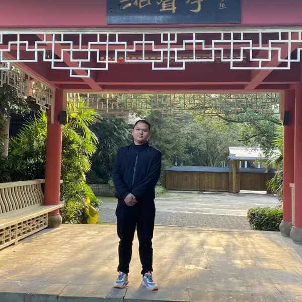 31岁岁重庆单身帅哥 - 湘西吉缘网