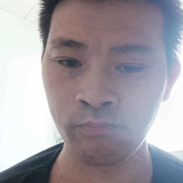 42岁岁重庆单身帅哥 - 湘西吉缘网