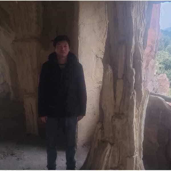 36岁岁湖北单身帅哥 - 湘西吉缘网