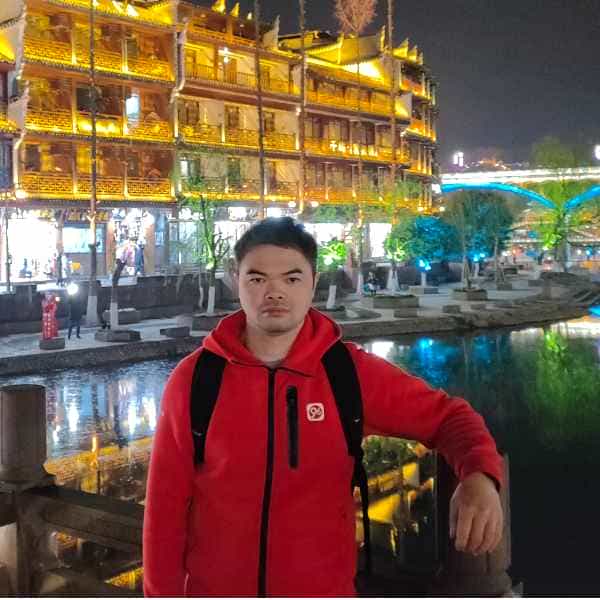 39岁岁广东单身帅哥 - 湘西吉缘网