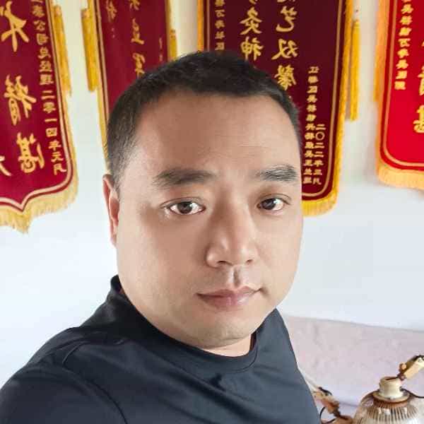 44岁岁江苏单身帅哥 - 湘西吉缘网
