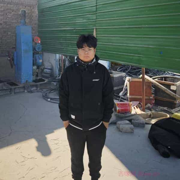 33岁岁河北单身帅哥 - 湘西吉缘网