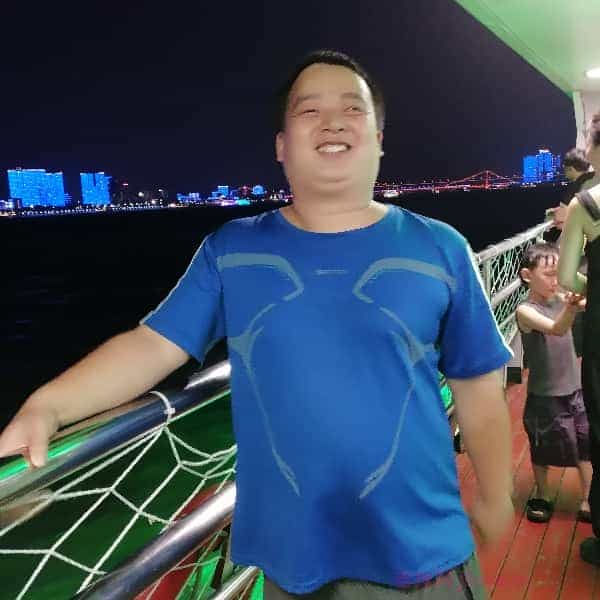 31岁岁湖北单身帅哥 - 湘西吉缘网