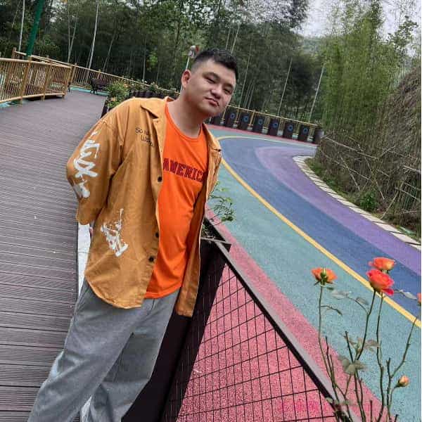 28岁岁湖南单身帅哥 - 湘西吉缘网